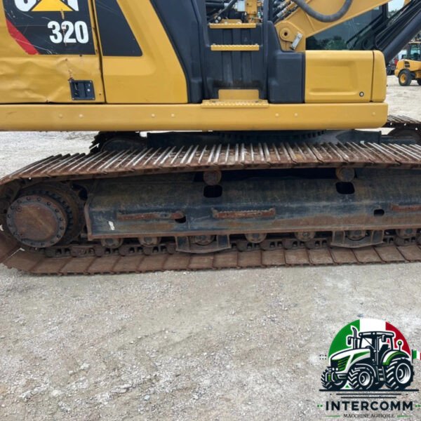 CAT 320 - immagine 3