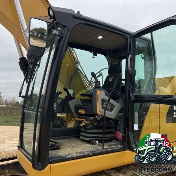 CAT 320 - immagine 10